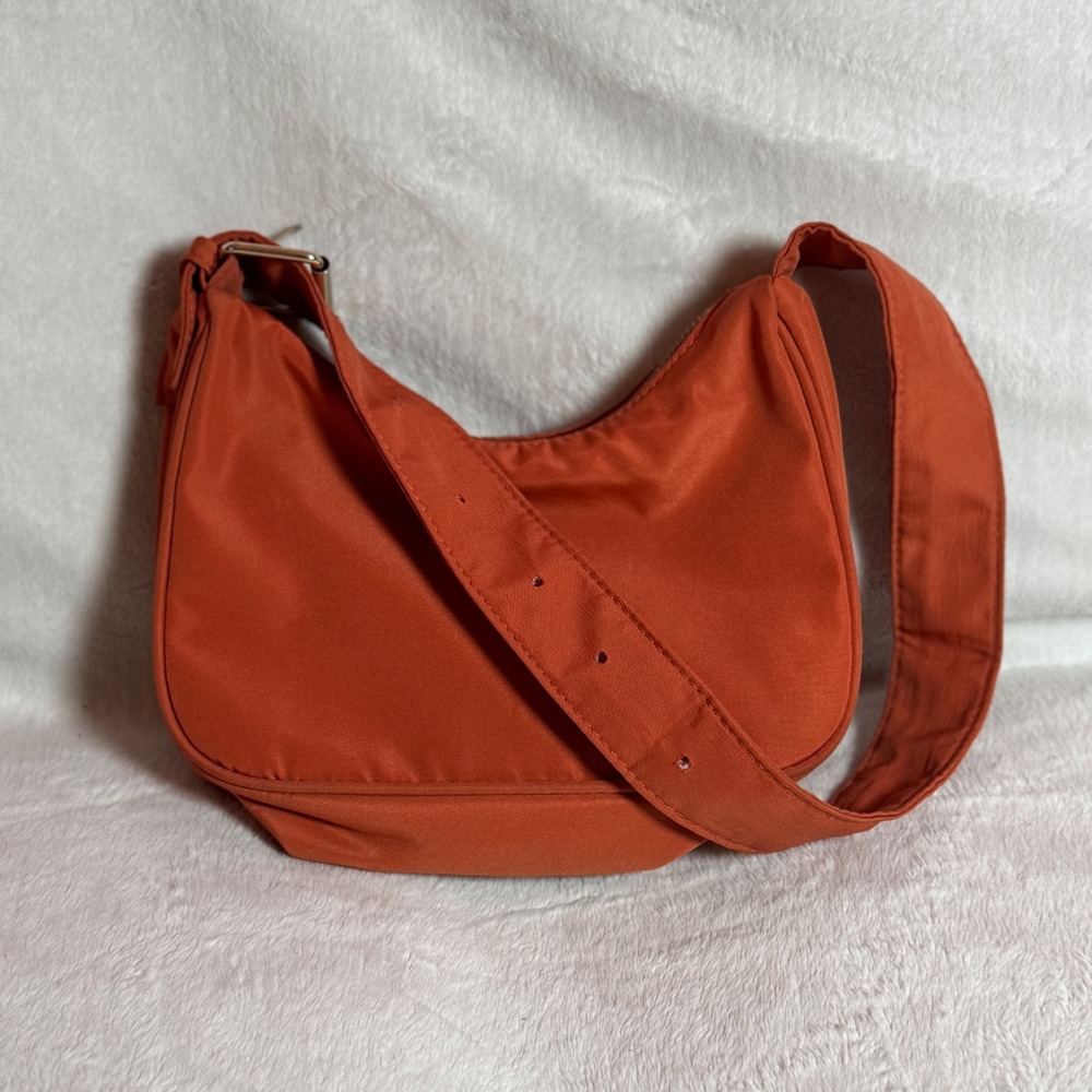 Wild Fable Burnt Orange Small Shoulder Bag with Buckle Strap Gray Interior